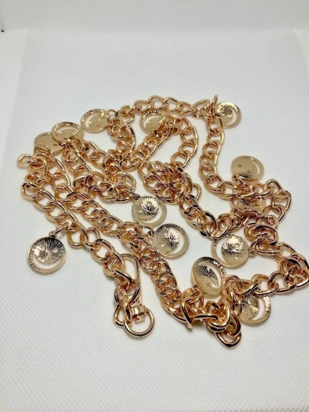 Wild Fable Vintage Gold Tone Smiley Face Charm Belt Kidcore Retro Festival Y2K